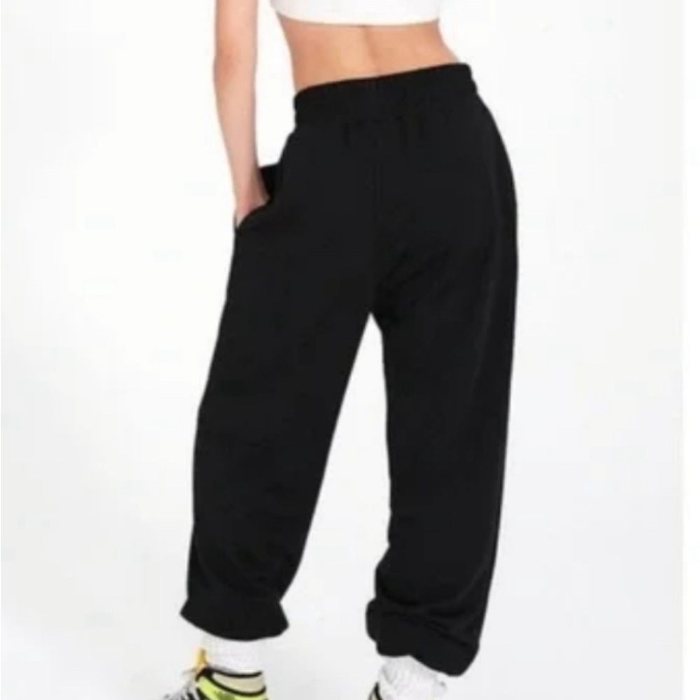 For Love and Lemons Leisure High Waited Slouchy Joggers Sweatpants - Picture 2 of 11